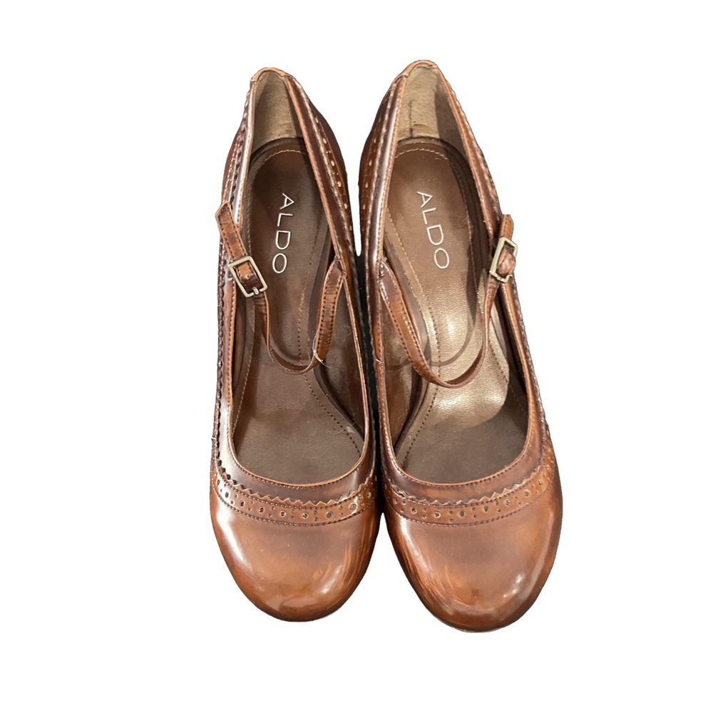 Aldo tan color high heel shoes size 38(7.5)